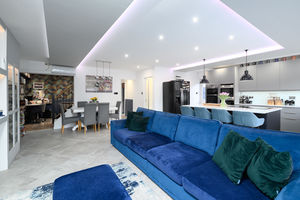 Photo 9- click for photo gallery